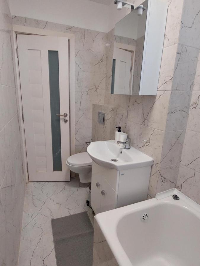 Eli'S Apartments -Ultracentral Near Palas Iasi Bagian luar foto