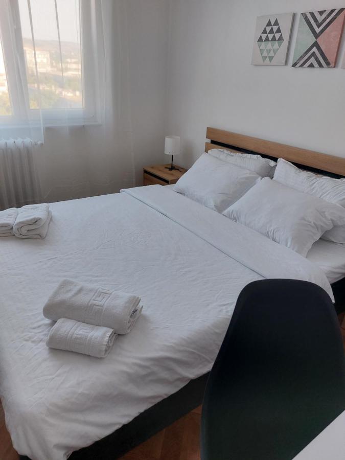Eli'S Apartments -Ultracentral Near Palas Iasi Bagian luar foto